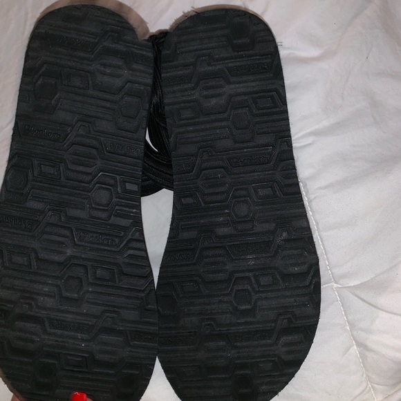 Sandles - Picture 2 of 2